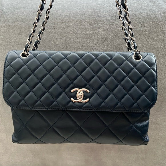 ❌❌SOLD❌❌Authentic Chanel Jumbo Lambskin/ Calfskin Classic Single Flap Handbag - Picture 8 of 16